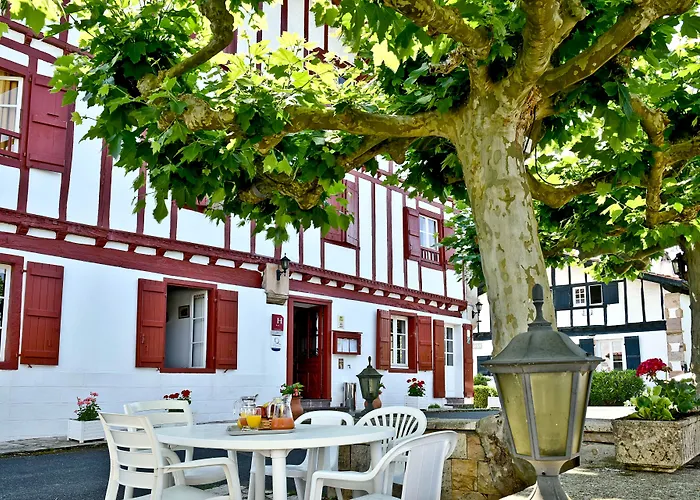 Hotel Restaurant Baratxartea Sare