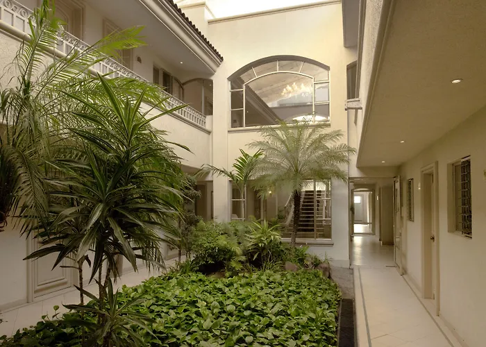Hotel & Suites Quinta Magna Zapopan