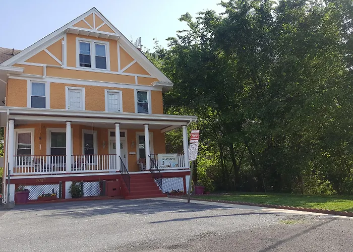 Eden Park Guest House Takoma Park