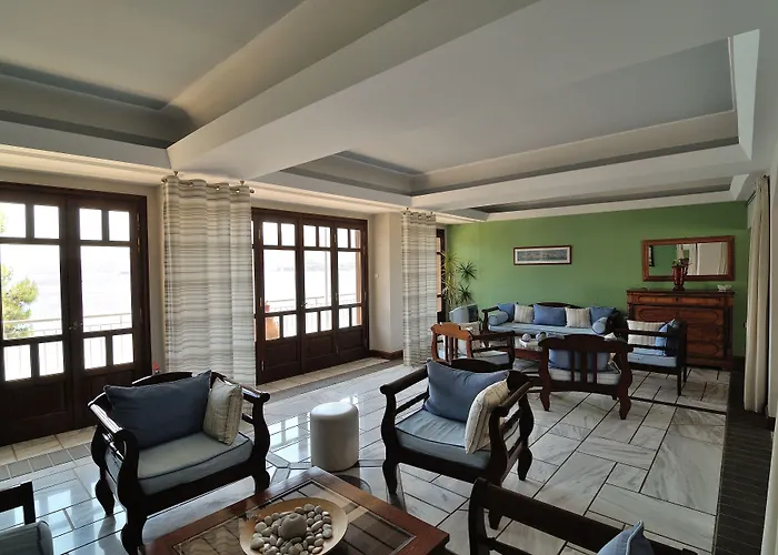 Golden View Hotel Poros Town