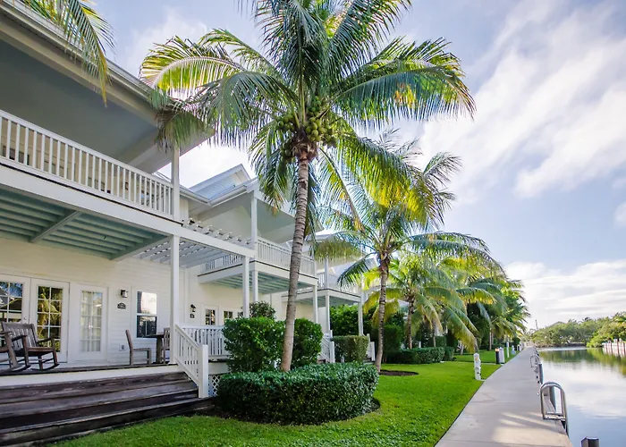 Coral Lagoon Resort Villas & Marina By Keyscaribbean Key Colony Beach