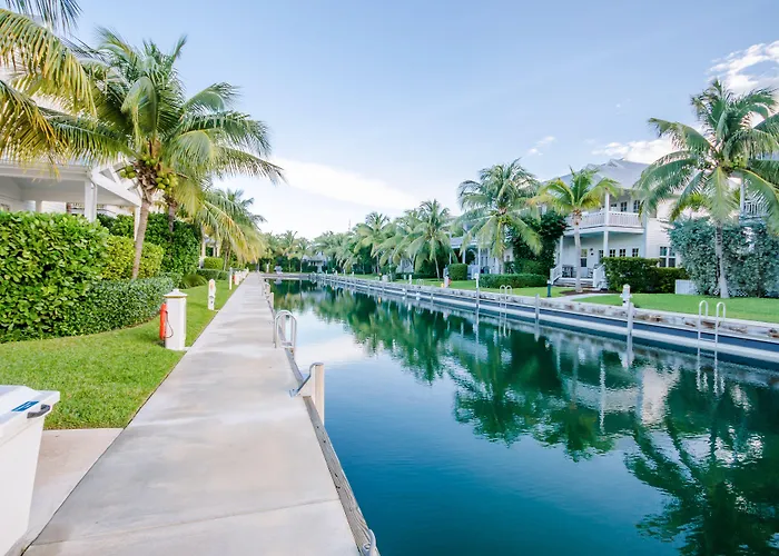 Coral Lagoon Resort Villas & Marina By Keyscaribbean Key Colony Beach