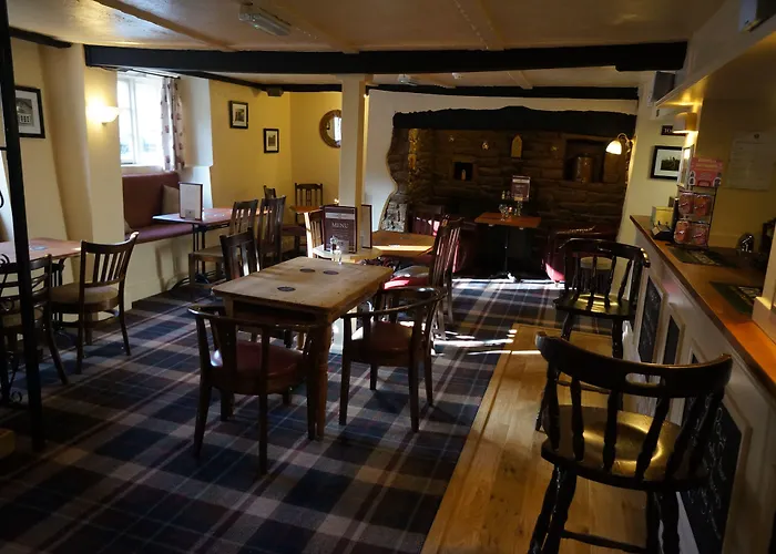 Masons Arms Hotel Montacute