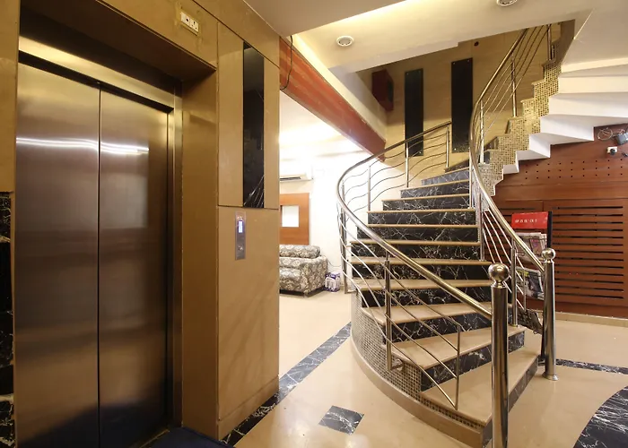 Hotel Vanson Villa - Near Connaught Place New Delhi
