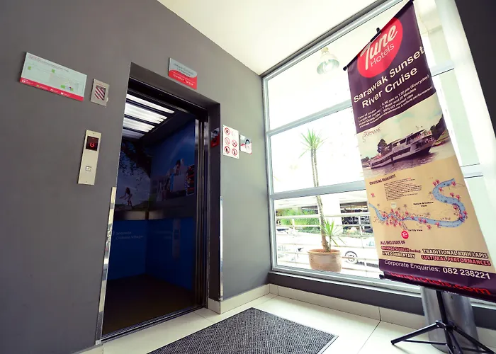 Tune Hotel - Waterfront Kuching