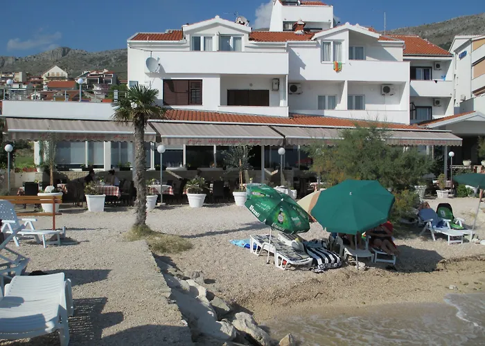Pansion Amigos Hotel Podstrana