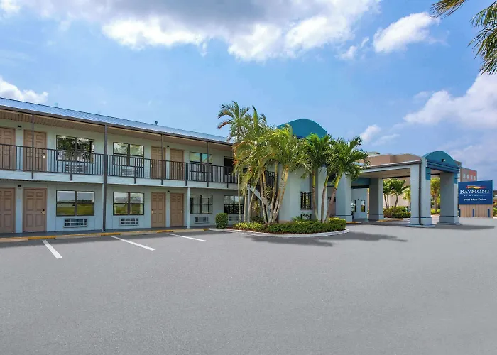 Baymont By Wyndham Punta Gorda/Port Charlotte Hotel
