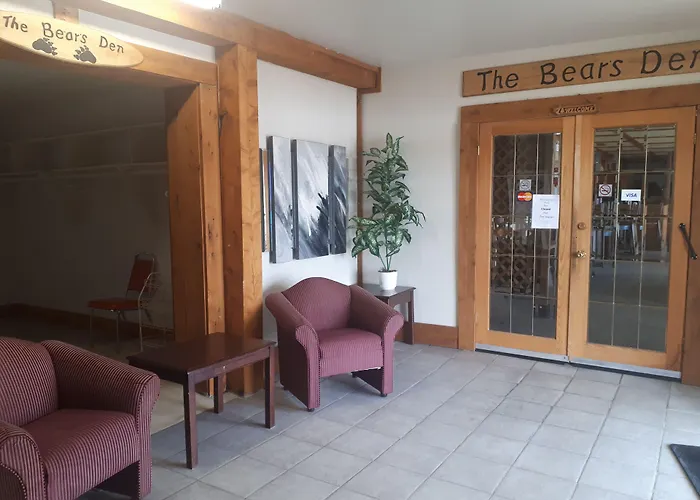 North Adventure Inn Cochrane