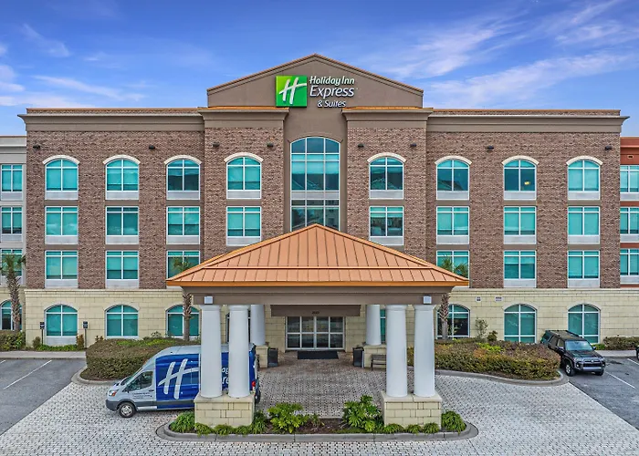 Holiday Inn Express & Suites Charleston Arpt-Conv Ctr Area By Ihg North Charleston