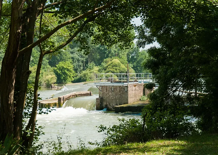 Hotel Domaine De La Courbe à Le Lude
