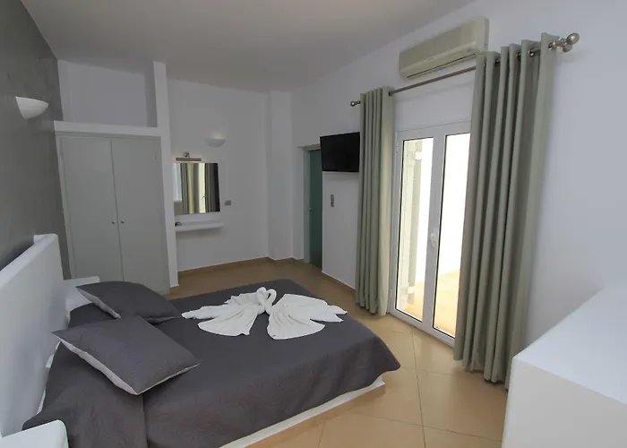 Gianna Suites Fira 