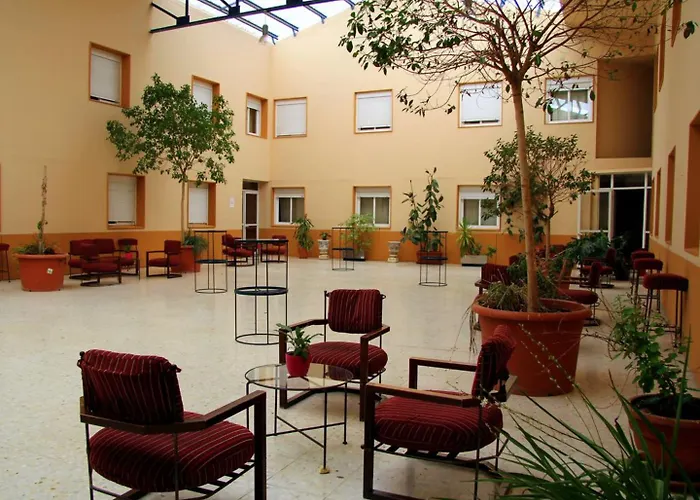 AHC Hoteles Caces