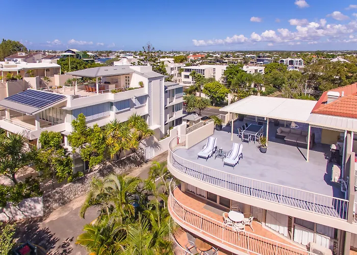 Beachcomber On The Spit Mooloolaba