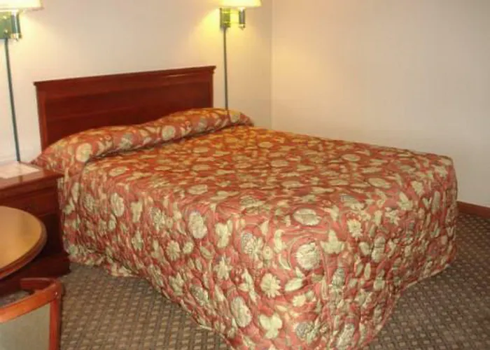 Fairbridge Inn Express Milford