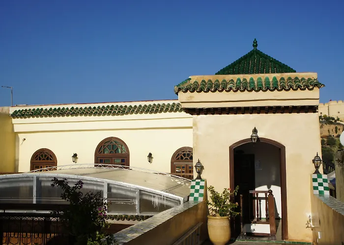 Riad Les Remparts De Fez