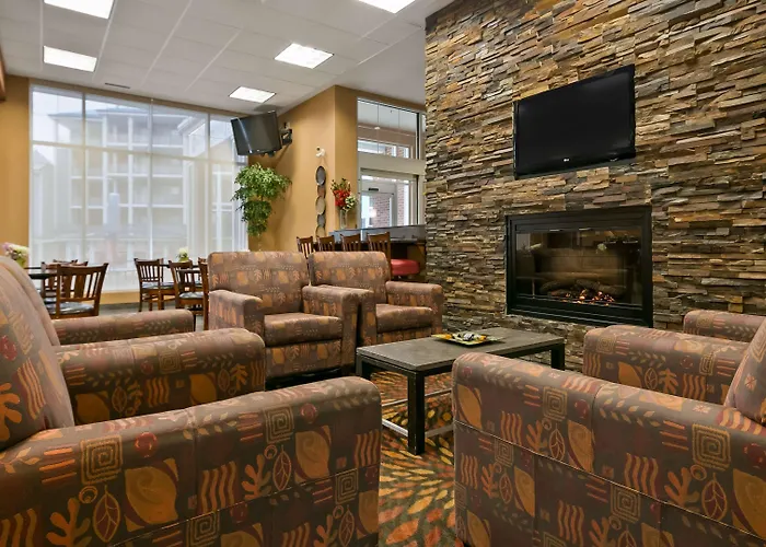 Best Western Plus Chateau Inn Sylvan Lake