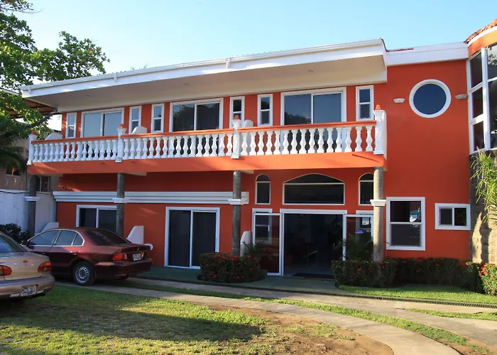 Sabas Beach Resort La Libertad