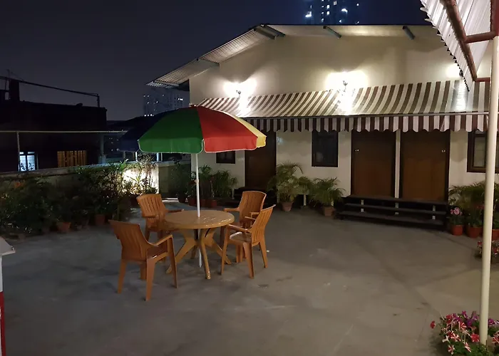 Hotel Rushabh Home Kolkata