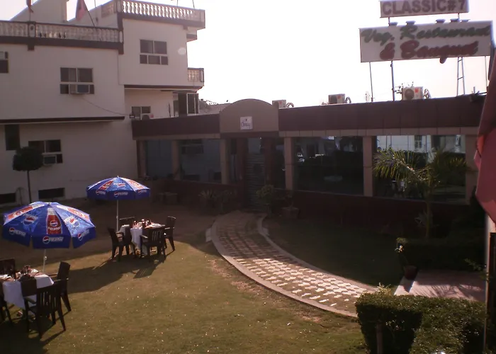 Classic 7 Hotel & Restaurant Jaipur