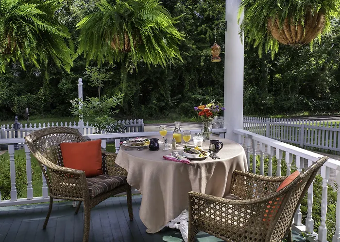 White Oak Manor Bed And Breakfast (Adults Only) Jefferson