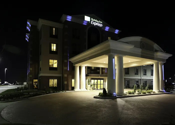 Holiday Inn Express & Suites Marion Northeast By Ihg