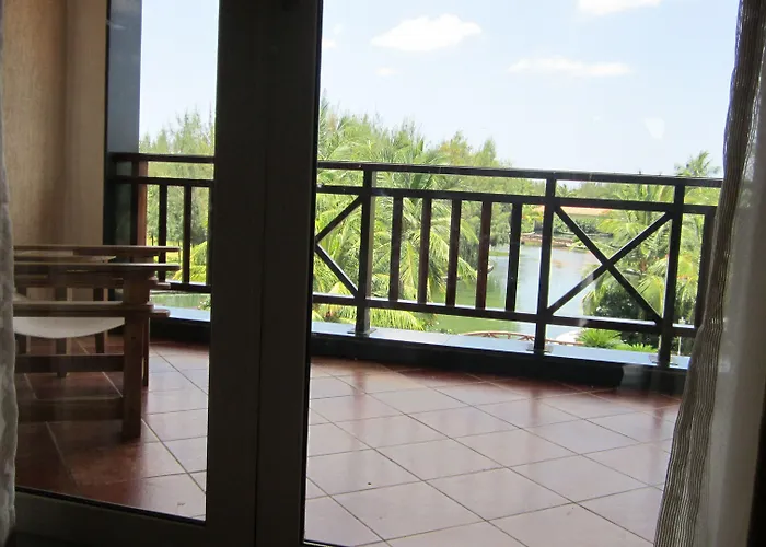 Ocean Spray Hotel Kalapettai