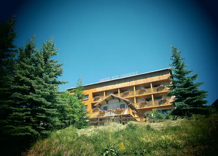 Hotels Les Catrems&Le Montagnou Orcières
