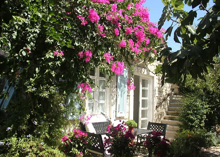 Incirliev - Special Category Otel Alaçatı