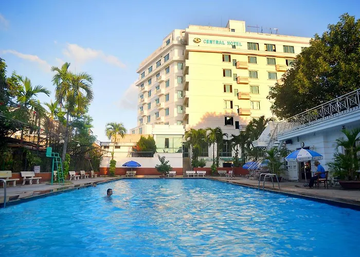 Central Hotel Quảng Ngãi