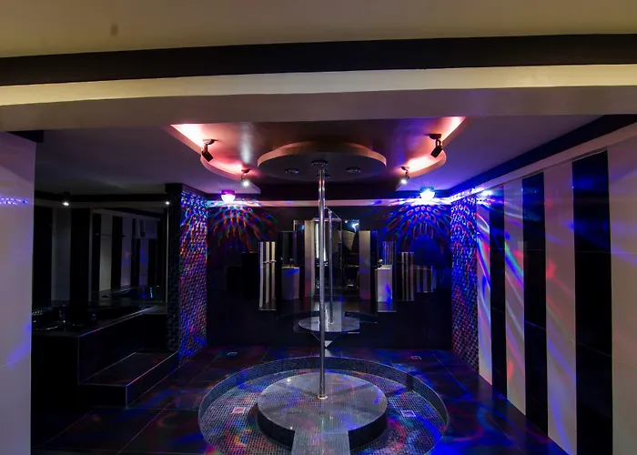 Victoria Court Hillcrest Pasig Motel