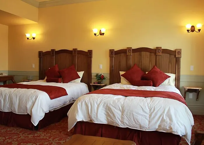 Windsor Hotel & Restaurant Del Norte
