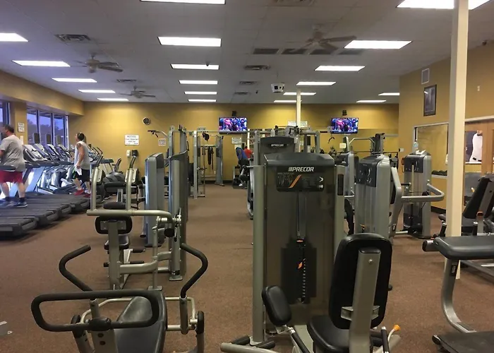 Quality Inn & Suites Kenedy - Karnes City