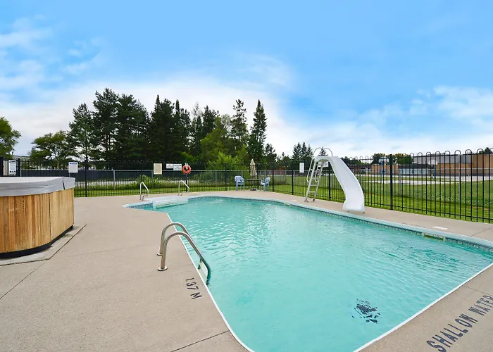 Angus Inn Motel