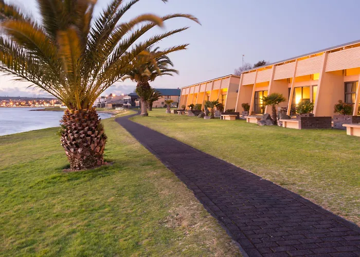 Oasis Beach Motel Taupo