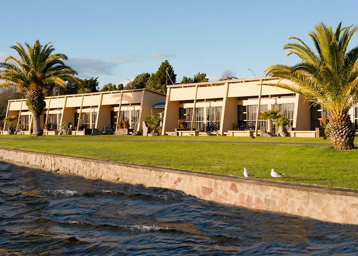 Oasis Beach Motel Taupo
