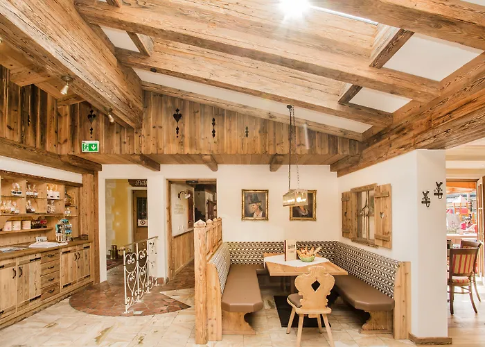 Familien- Und Vitalhotel Muehlpointhof Lofer