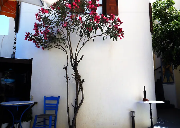 Argonaftes Hotel Firostefani