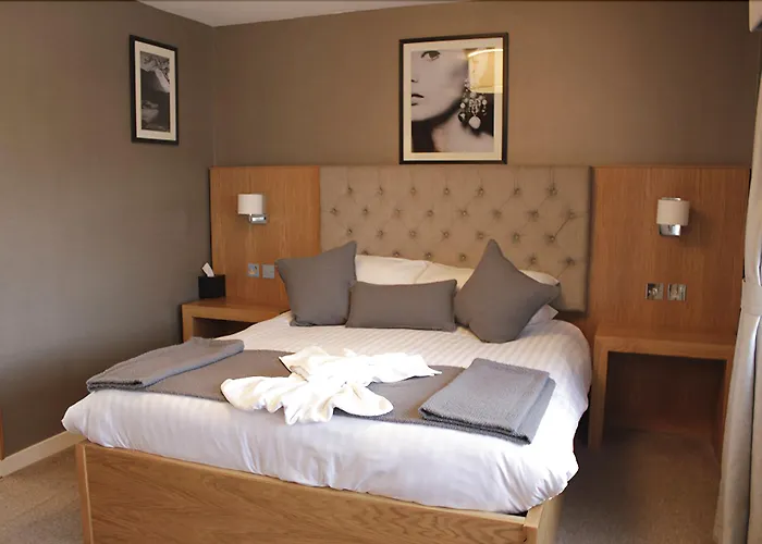 The Redhurst Hotel Glasgow Giffnock
