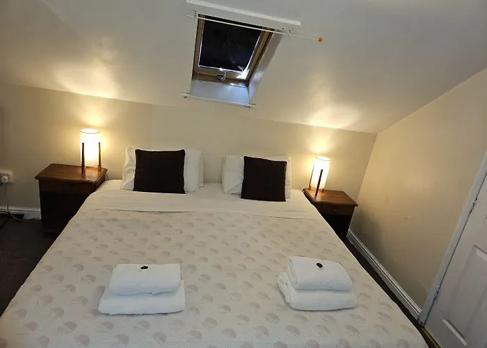 Rose Marie Guest House Peterborough