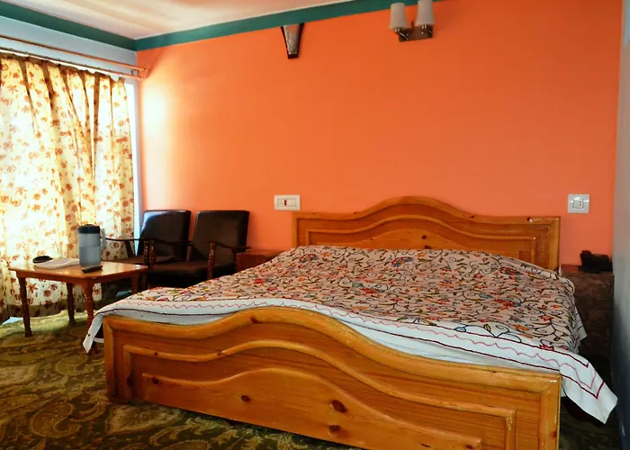 Hotel Noor Mahal Pahalgam