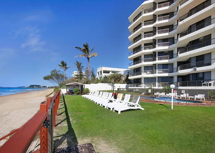 Spindrift On The Beach - Absolute Beachfront Mermaid Beach