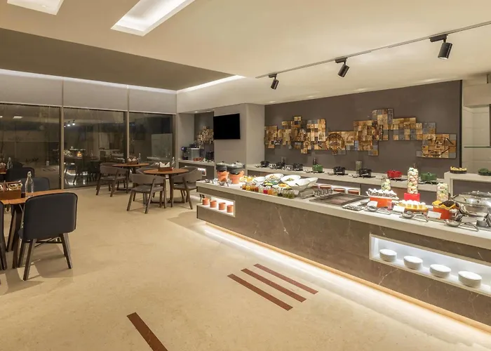 Hotel Ibis Mumbai Airport - An Accor Brand