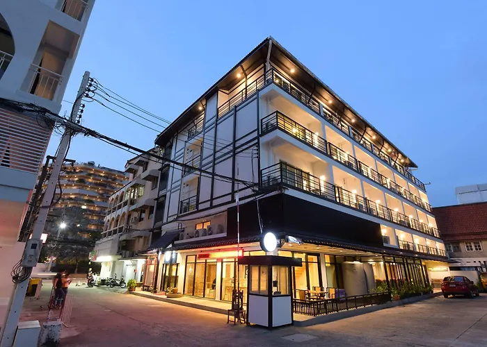 The Golden Ville Boutique Hotel And Spa Pattaya