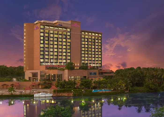 Hotel Crowne Plaza Kochi By Ihg
