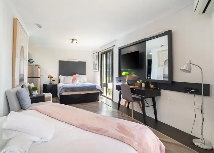 Motel 10 Bankstown