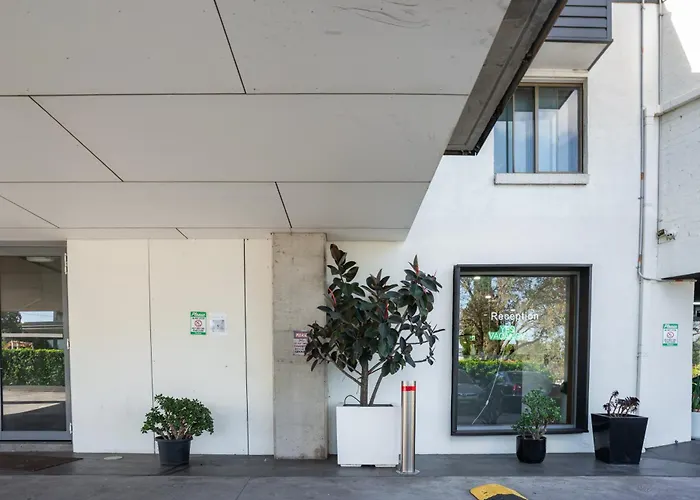 Motel 10 Bankstown