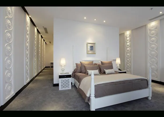 Chloe Gallery TP. Hồ Chí Minh