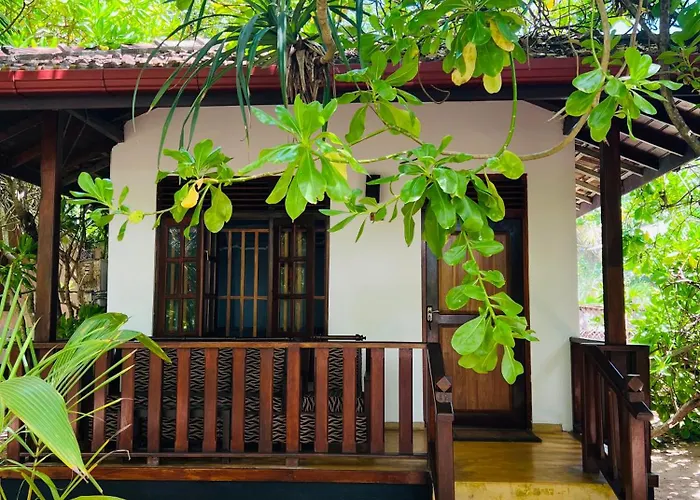 Ganesh Garden Beach Cabanas Tangalle