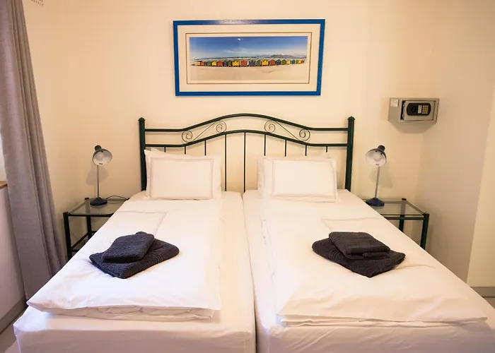 Hout Bay Lodge