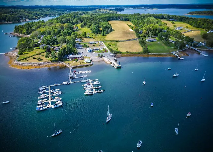 The Kitch'Inn - Boutique Inn And Wine Bar Mahone Bay
